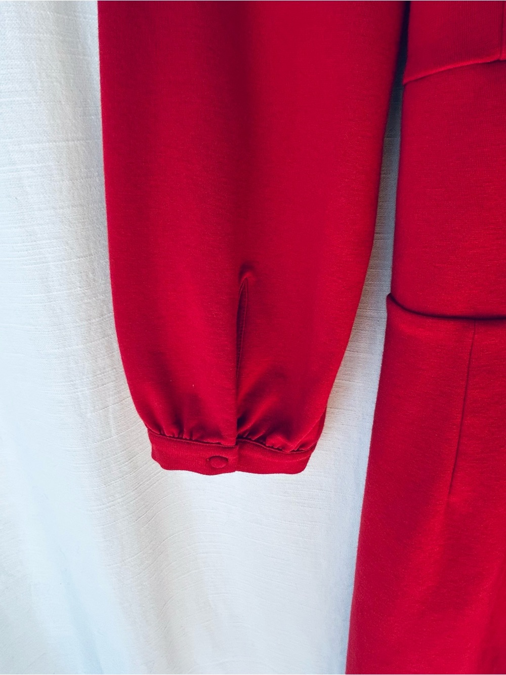 Boden Red Dress with Front (or Back) Tie with White Lace Bow Accent - Picture 5 of 8